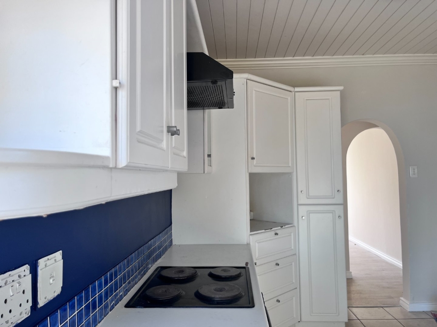 To Let 3 Bedroom Property for Rent in Table View Western Cape